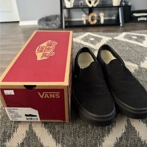 Vans Men's Classic Black Slip-On Sneakers. Size 10